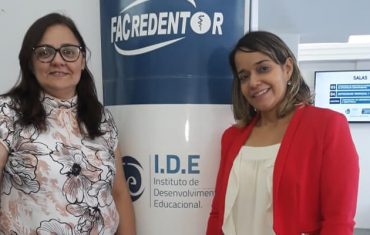 Luana Passos psicóloga da SOMAR ministra módulo de pós-graduação em Fortaleza